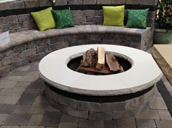 Another beautiful fire pit with concrete pavers
