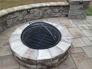 Fire Pits & Fireplaces