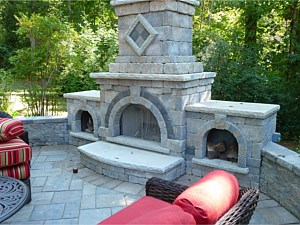 Fire Pits & Fireplaces