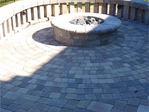 Fire Pits & Fireplaces