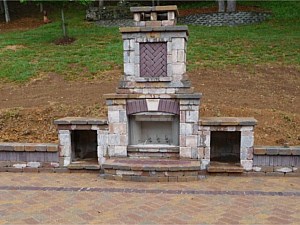 Fire Pits & Fireplaces