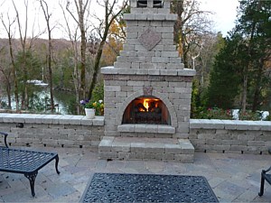 Fire Pits & Fireplaces