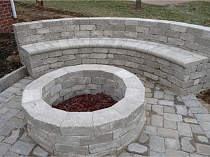 Fire Pits & Fireplaces