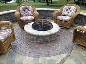 Fire Pits & Fireplaces