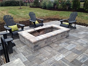 Fire Pits & Fireplaces