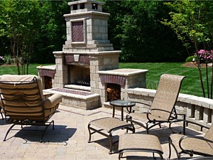 Fire Pits & Fireplaces