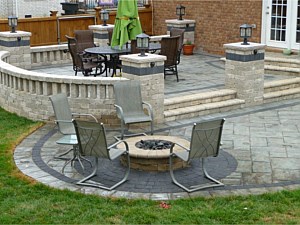 Fire Pits & Fireplaces